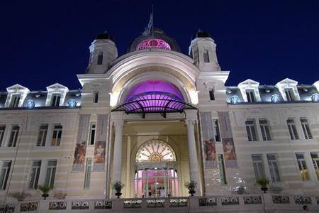 Palais Lumière nuit Palais Lumière nuit